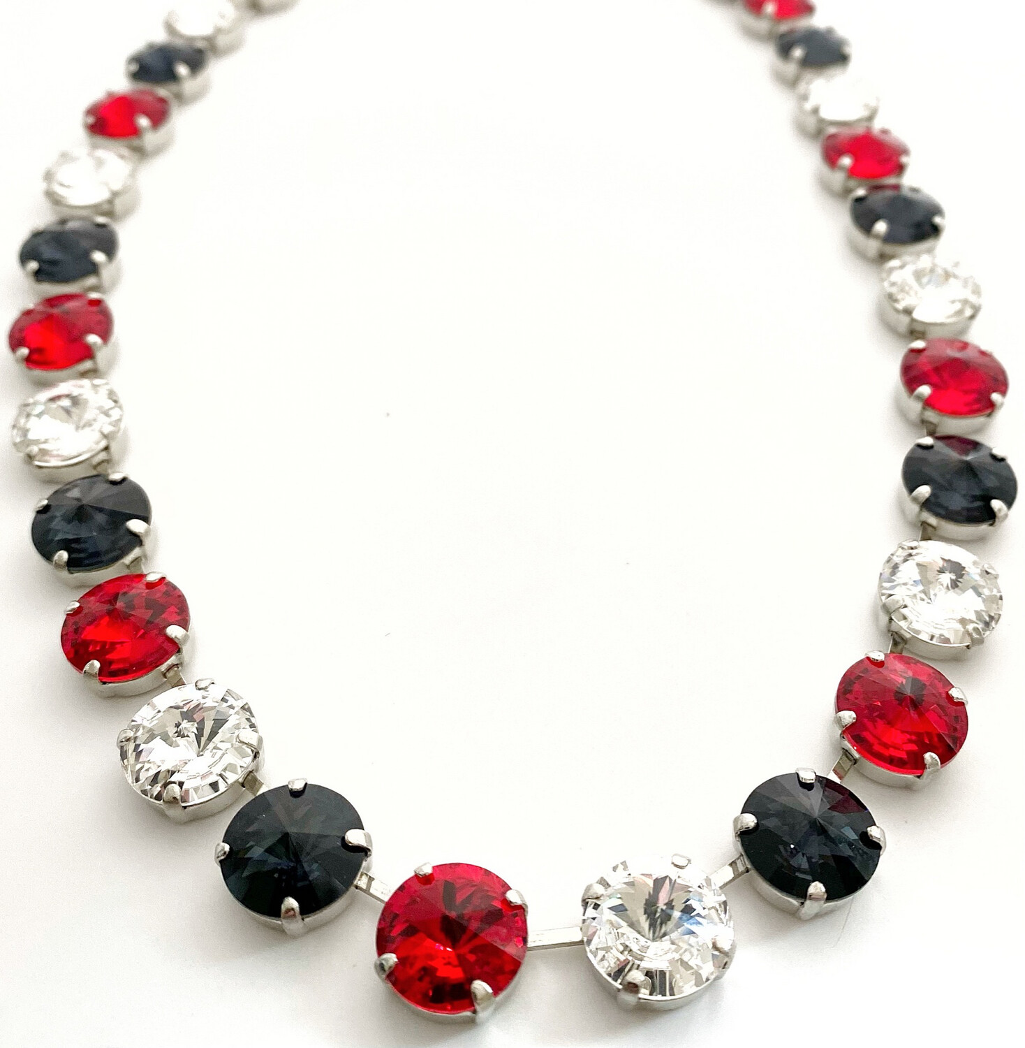 Show your Team Spirit, Crystal Necklace