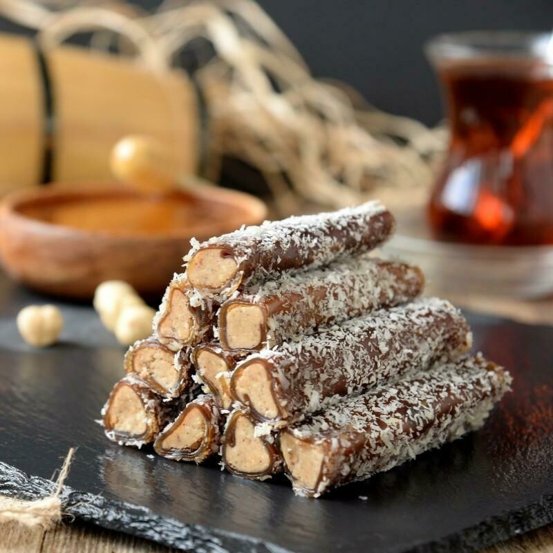 Rolled Pestil with Coconut