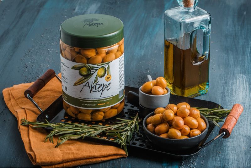 Aktepe: Green Olives
