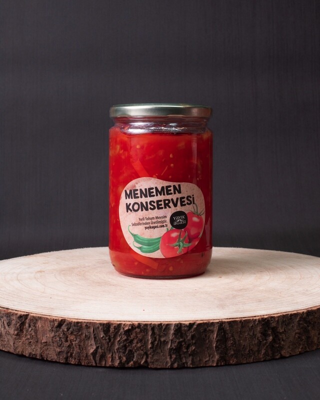 Turkish Scrambled Eggs with Vegetables (Menemen)