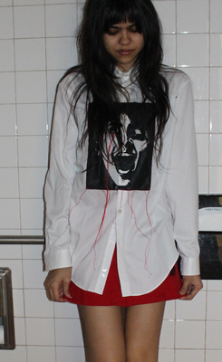 BUTTON UPS