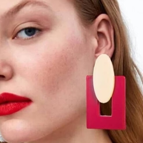 ARETES FIGURA EN ACRÍLICO