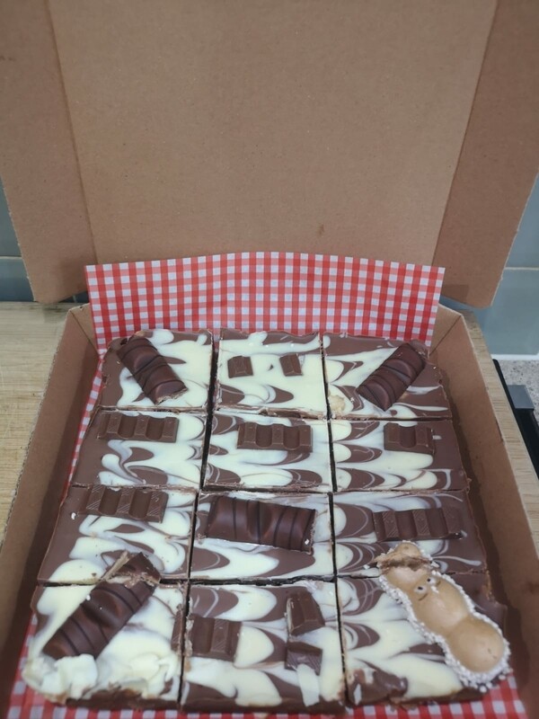 Kinder Fridge Share Tray