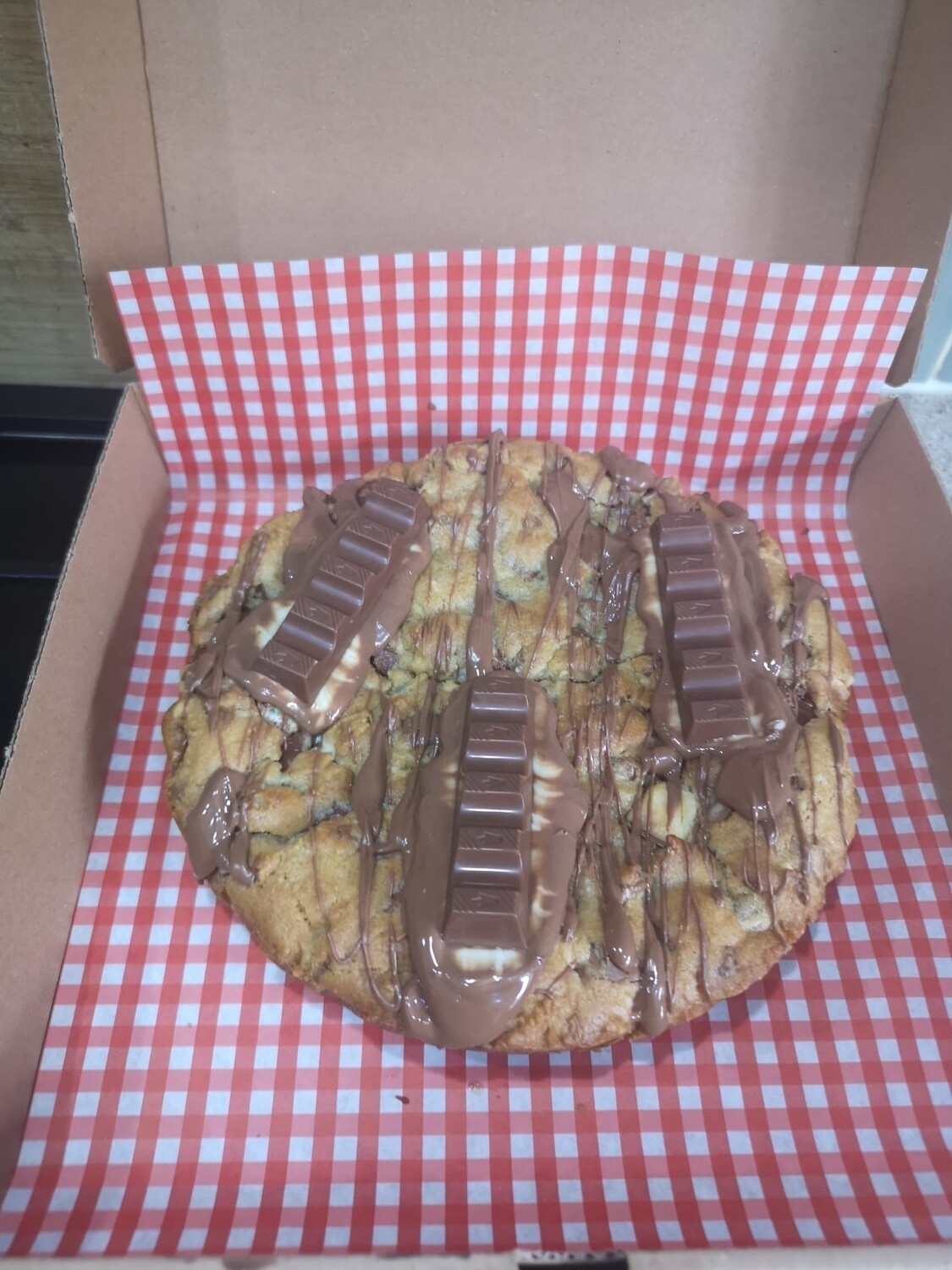 Giant Kinder &amp; Nutella Cookie