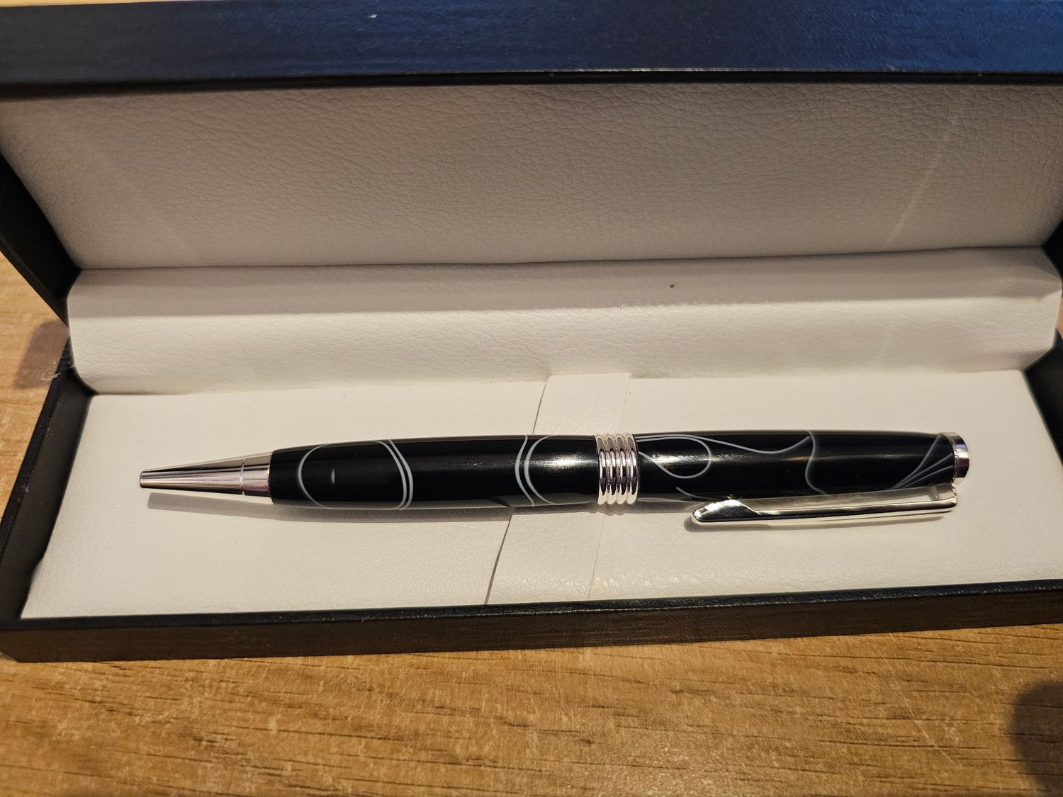 Ballpoint pen
