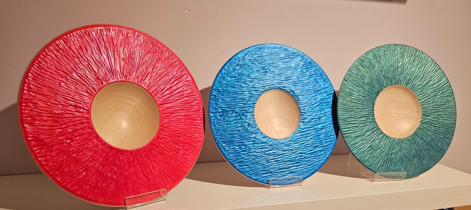 Coloured bowls