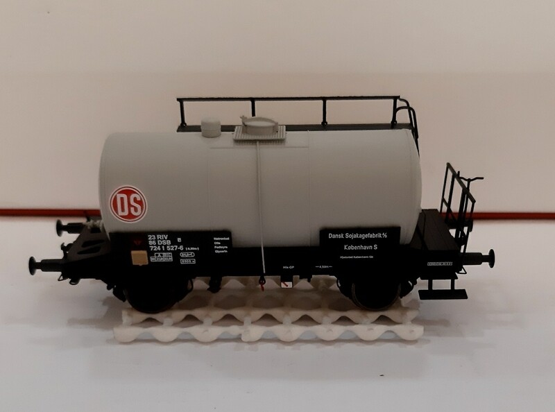 Dekas DK-871025, Kesselwagen 23 RIV 86 725, DSB