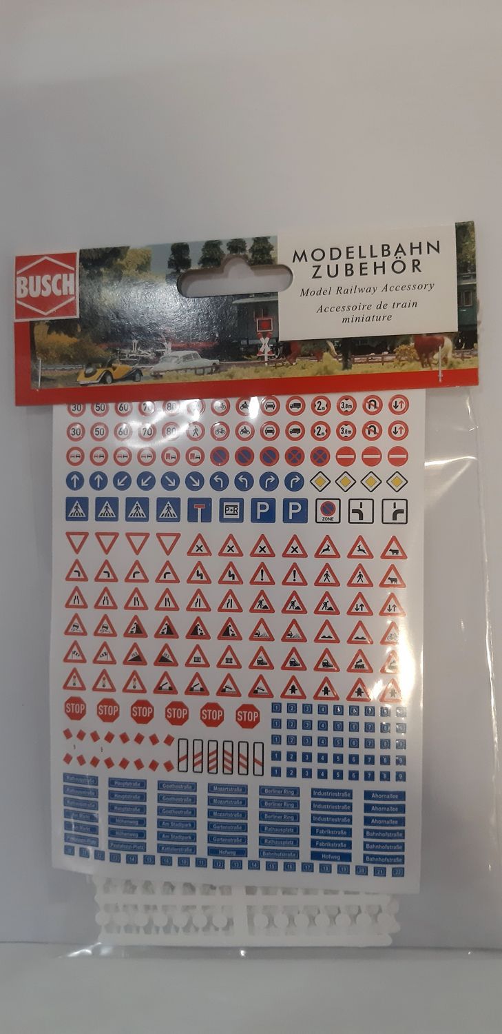 Busch 8128 Verkehrszeichen für N