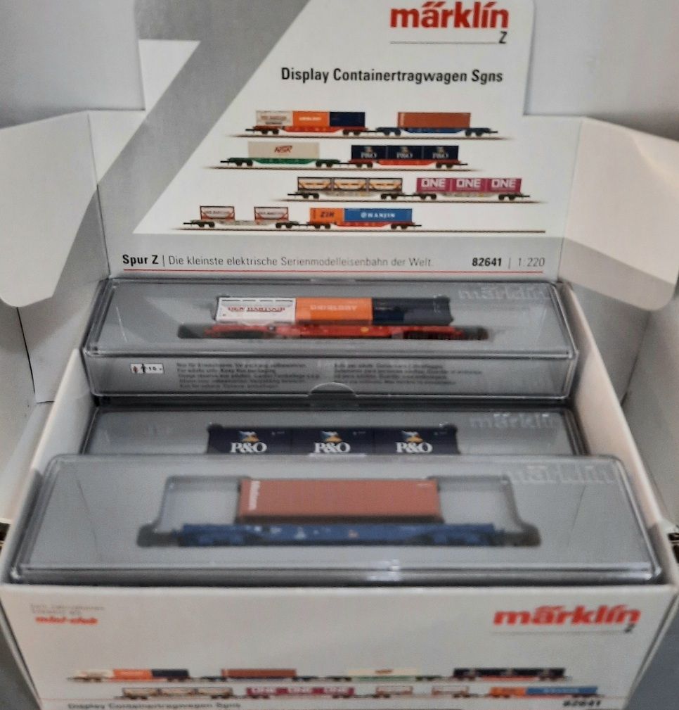 Märklin  Z 82641, Containerwagen Sgns, 8-Wagen-Display