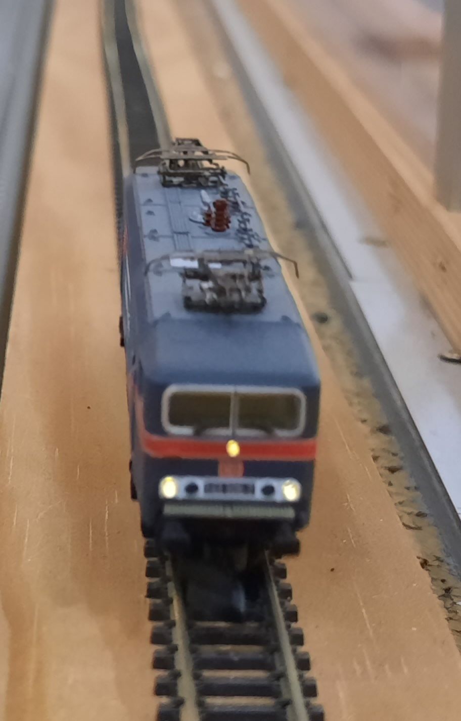 Märklin 88430, E-Lok BR143"Miete mich", DBAG 
