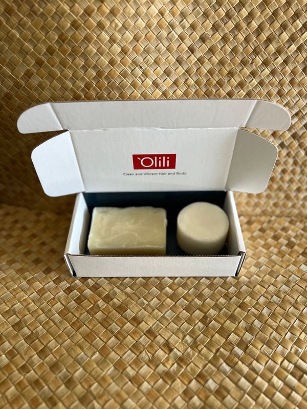 'OLILI Solid Shampoo Bath and Condition Bar Set (100g each).  'OLILI Gift Boxed, gender neutral.