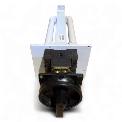 Hauptschalter – Bock für Hauptschalter – Weeke / Homag – Moeller P3-63 (Moeller Art.-Nr. P3-63) – Produkt-ID 2201702090 – Homag Art.-Nr. 4008310129