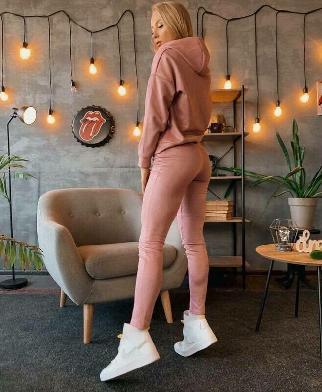Pink/Red Outfit