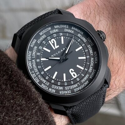 BVLGARI Octo Roma World Timer Matte Black PVD Rubber Strap Men's Automatic Watch