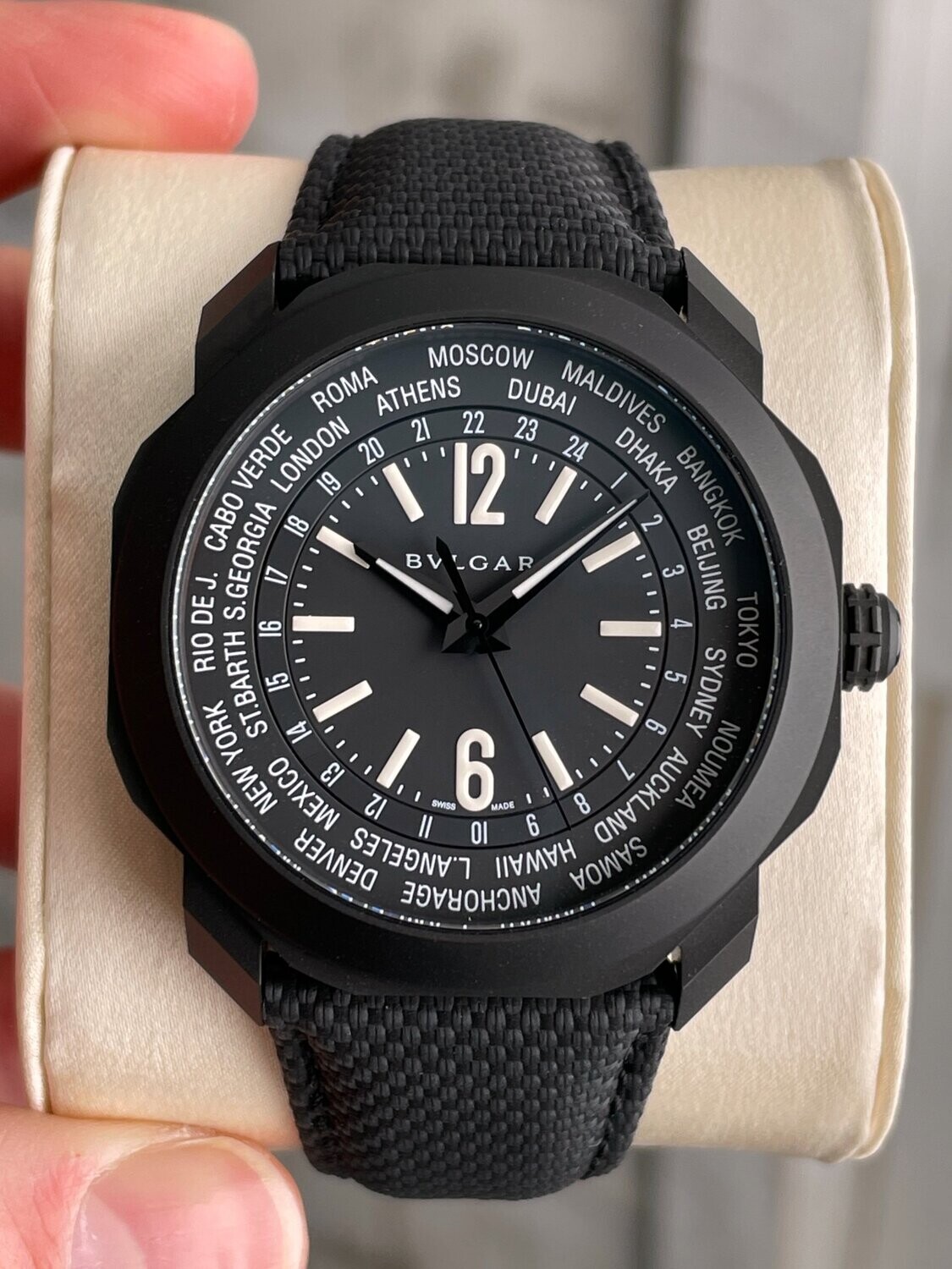 ※即日発送 BVLGARI 黒レザー クォーツ腕時計 即日発送 BVLGARI 黒レザー クォーツ腕時計 即日発送 BVLGARI 黒レザー