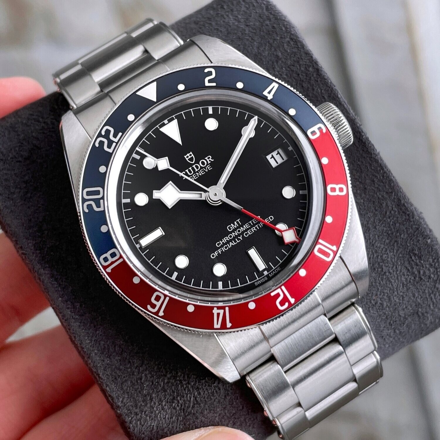 Rolex GMT-Master Pepsi Bezel 40mm 1989 for $11,499 for sale from a Trusted  Seller on Chrono24