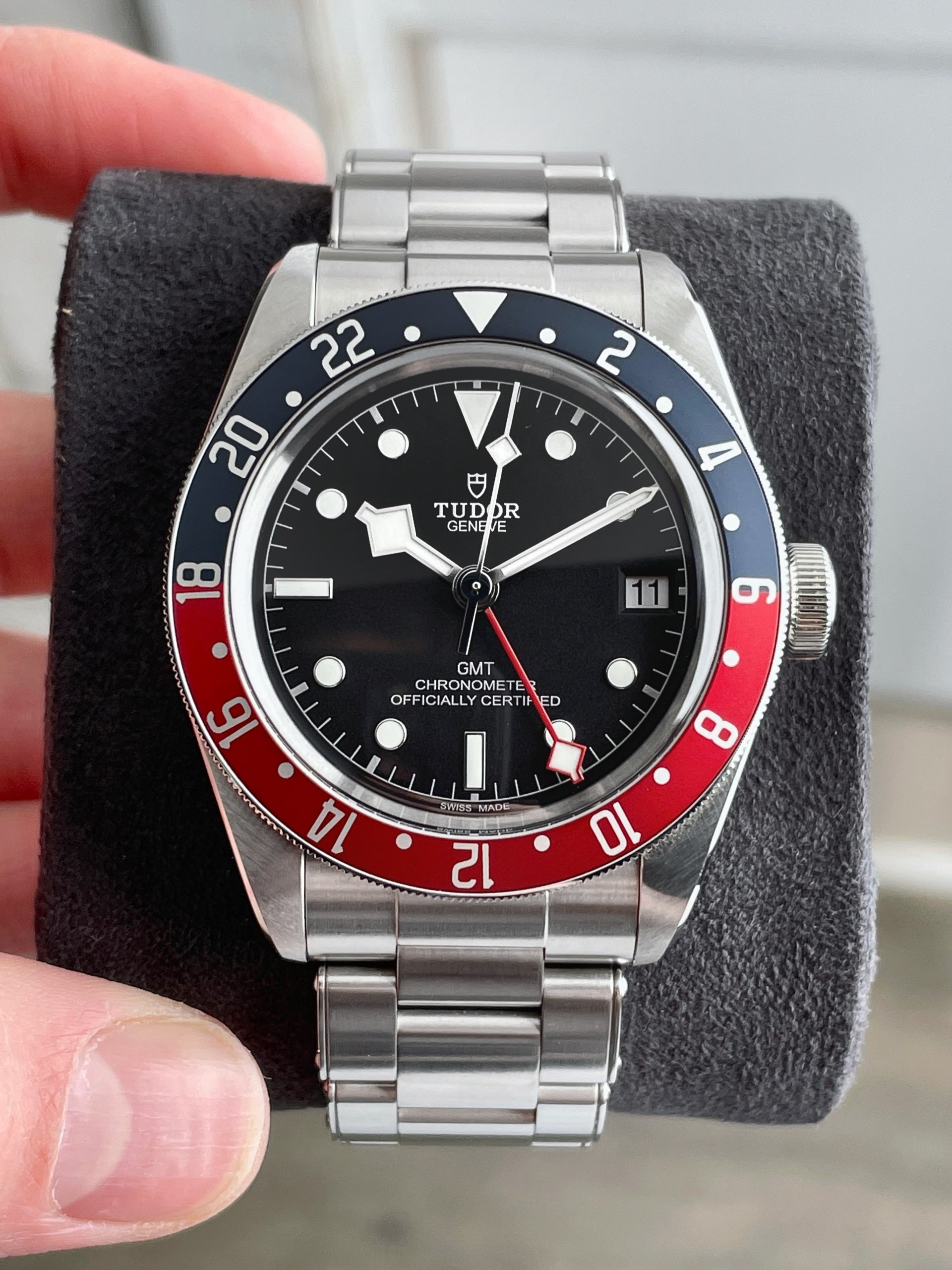 Tudor Black Bay GMT Pepsi Stainless Steel Men's Swiss Automatic Diver Watch 41mm