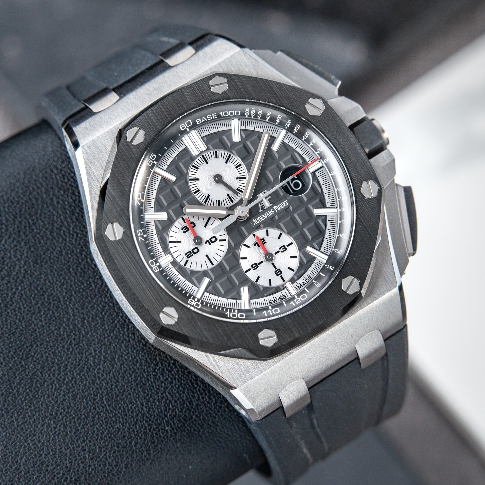 Audemars Piguet Royal Oak Offshore Chronograph
44mm Titanium Watch
