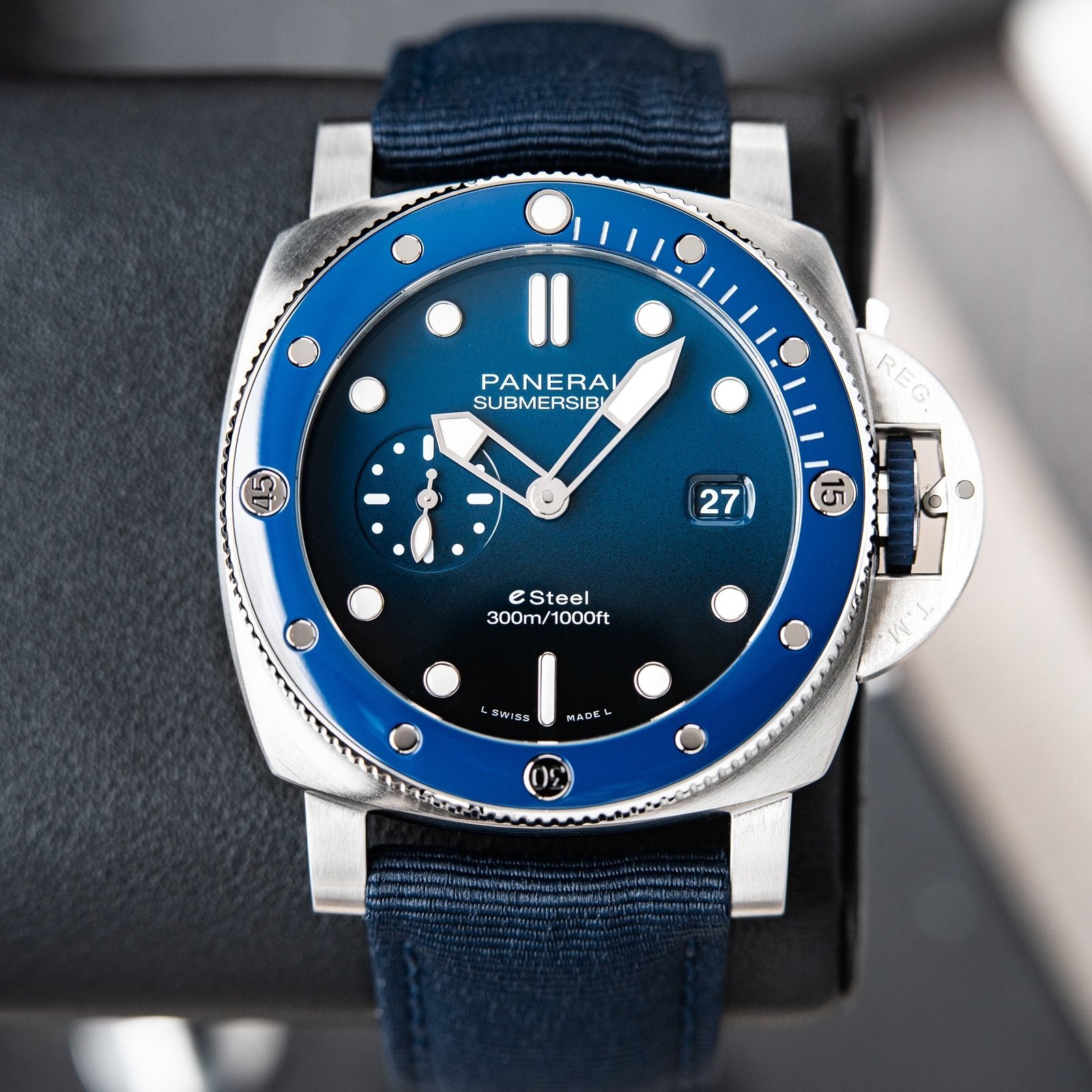 Panerai Subersible QuarantaQuattro UNWORN Esteel Blu Profondo Blue Dial