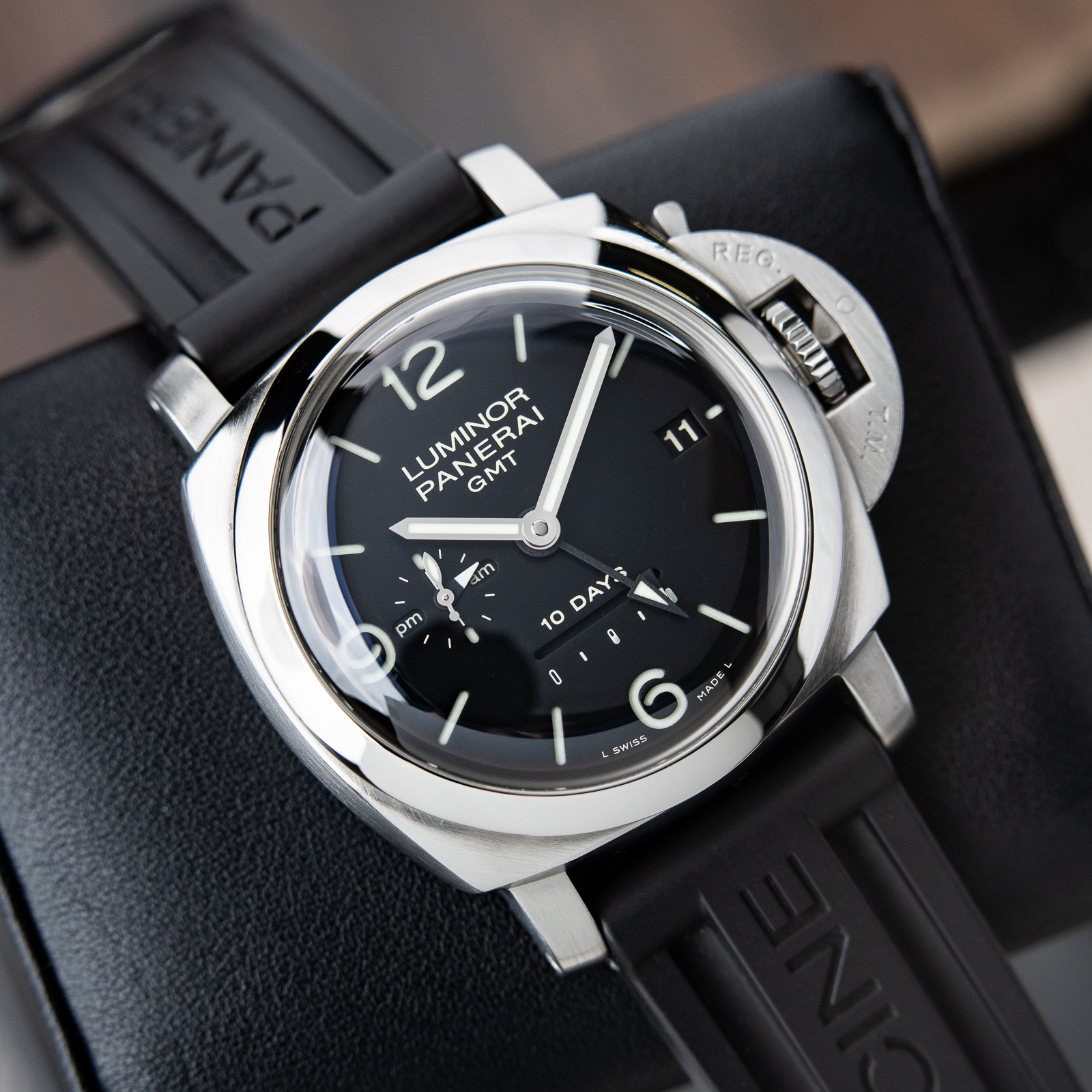Panerai Luminor 1950 10 Days GMT Stainless Steel Black Dial B&P Pam270