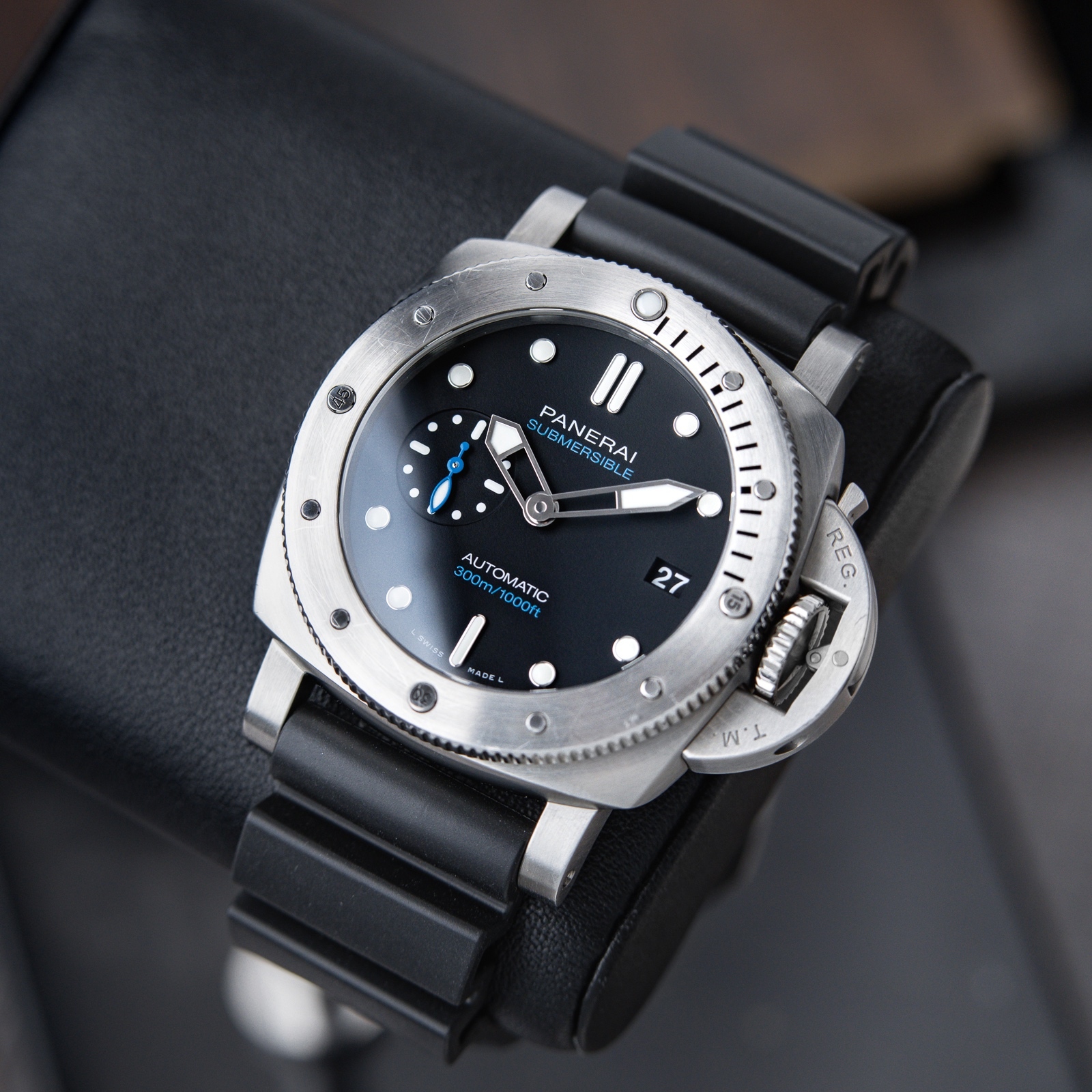 Panerai Luminor Submersible Black Dial Steel Dive Watch Blue Accented Box & Papers Pam973