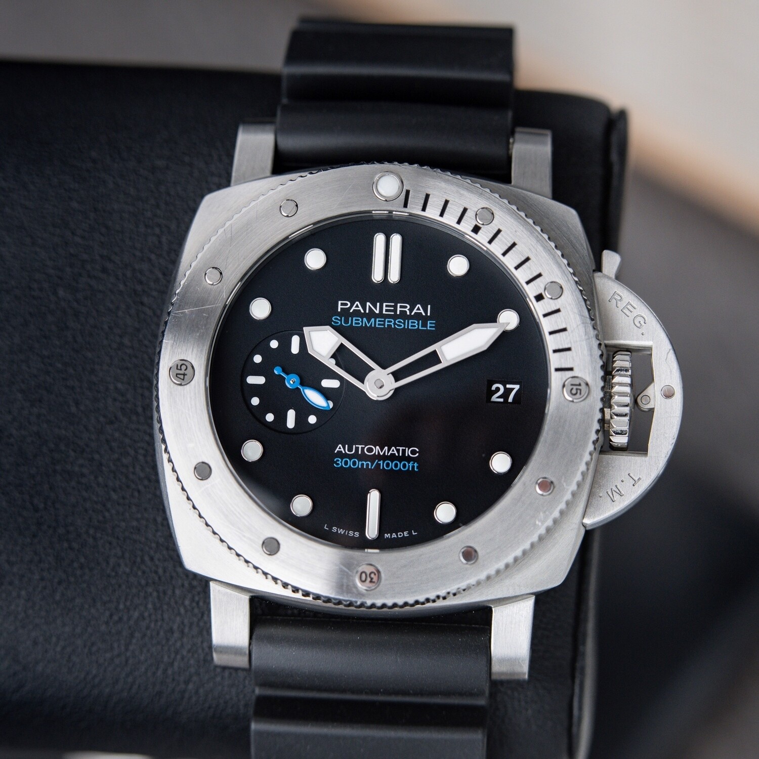 Panerai Luminor Submersible Black Dial Steel Dive Watch Blue