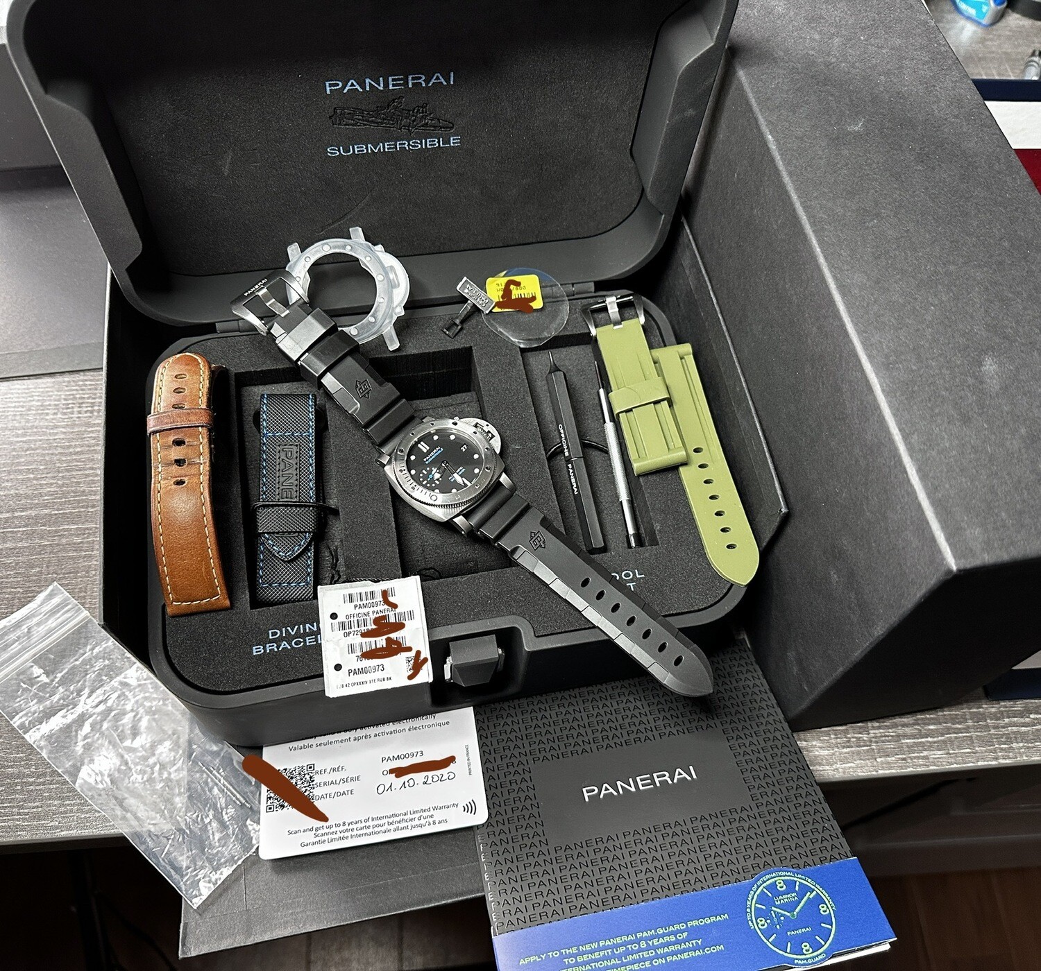 Panerai Luminor Submersible Black Dial Steel Dive Watch Blue