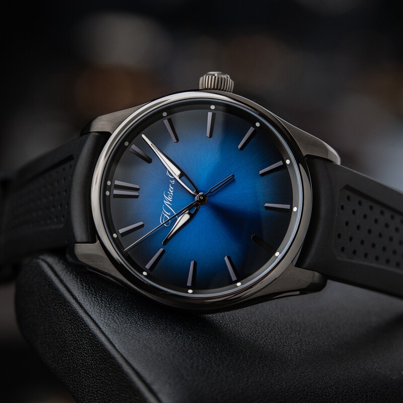 H.Moser & Cie. Pioneer Centre Seconds 2022 DLC Steel Funky Fume Blue Dial