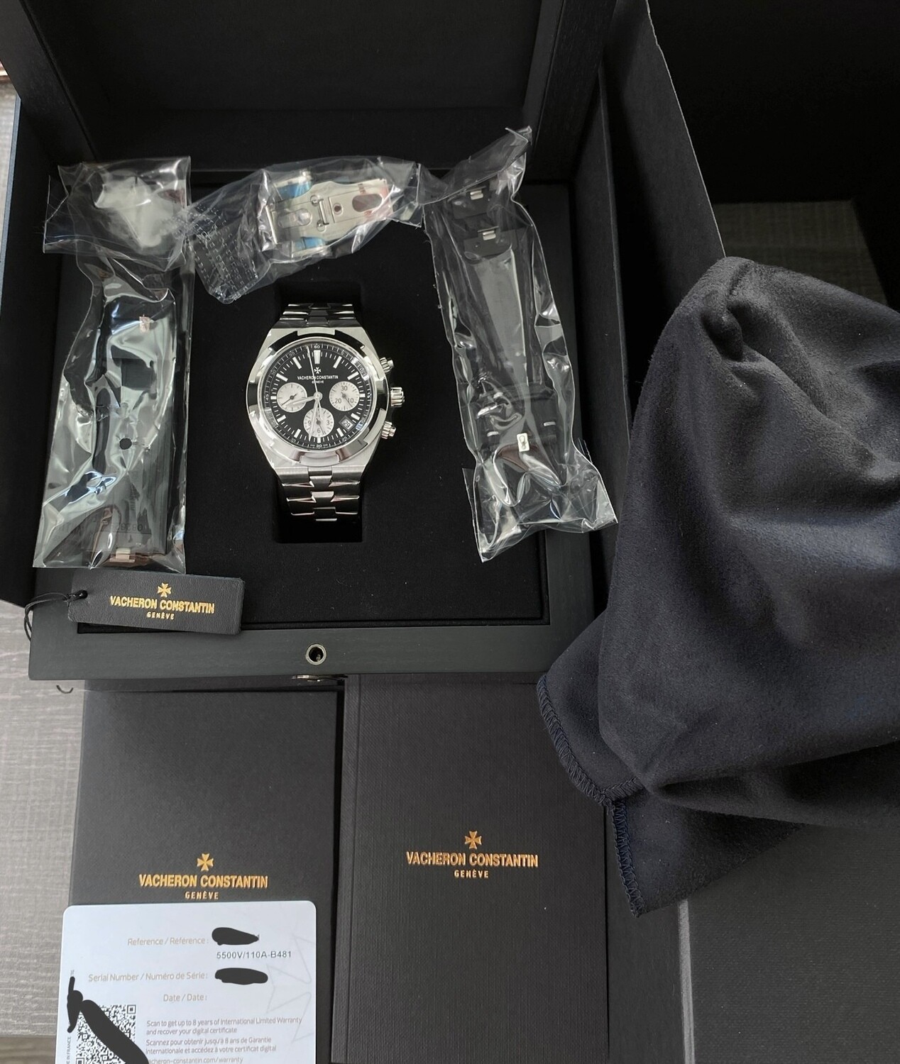 Vacheron Constantin Overseas Chronograph UNWORN 3/2023 5500V Black