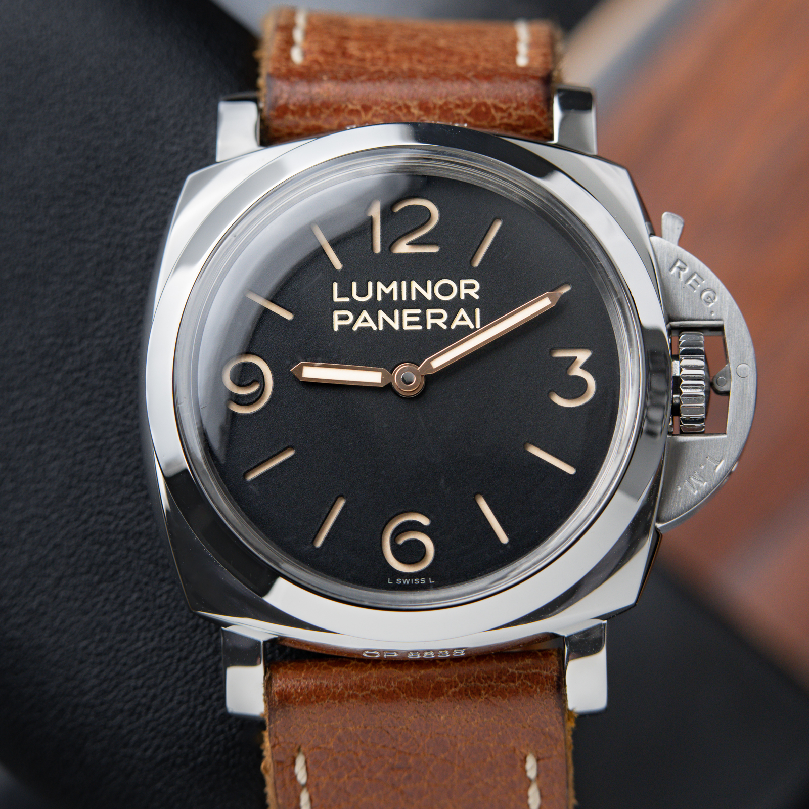 Panerai Luminor 1950 3 Days Plexi Crystal PAM372 Steel Black Dial