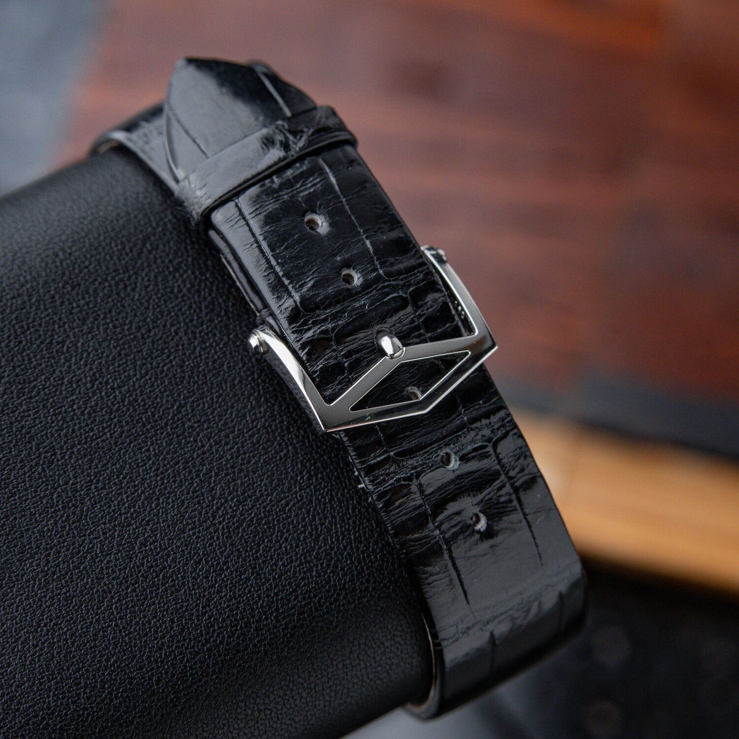 Van Cleef & Arpels And Pierre Platinum Diamond Crown Black Dial Strap