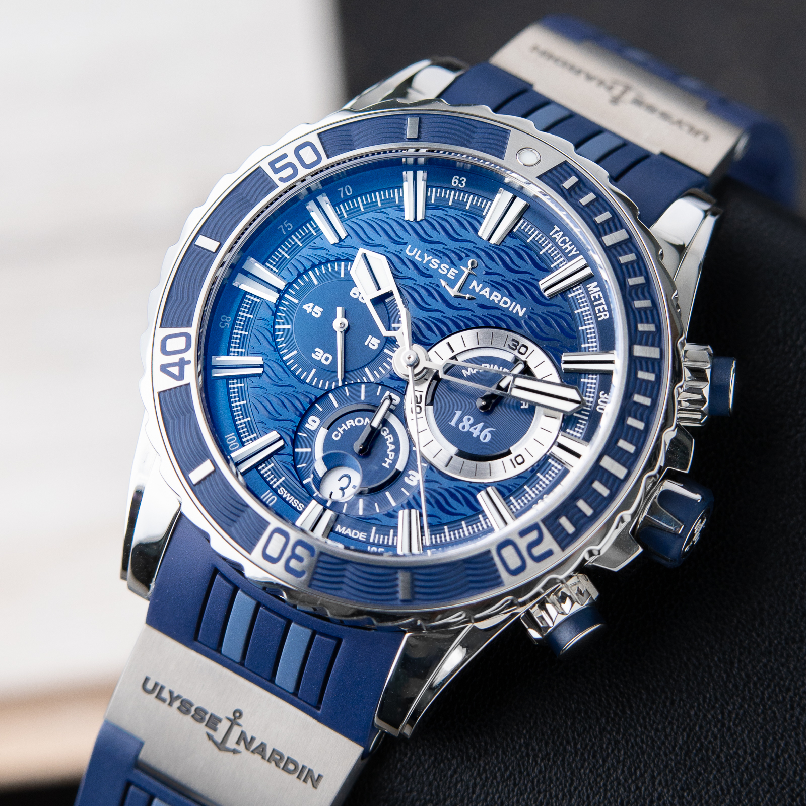 Ulysse Nardin Diver Chronograph Marine Steel Mens Watch Blue Wave Automatic