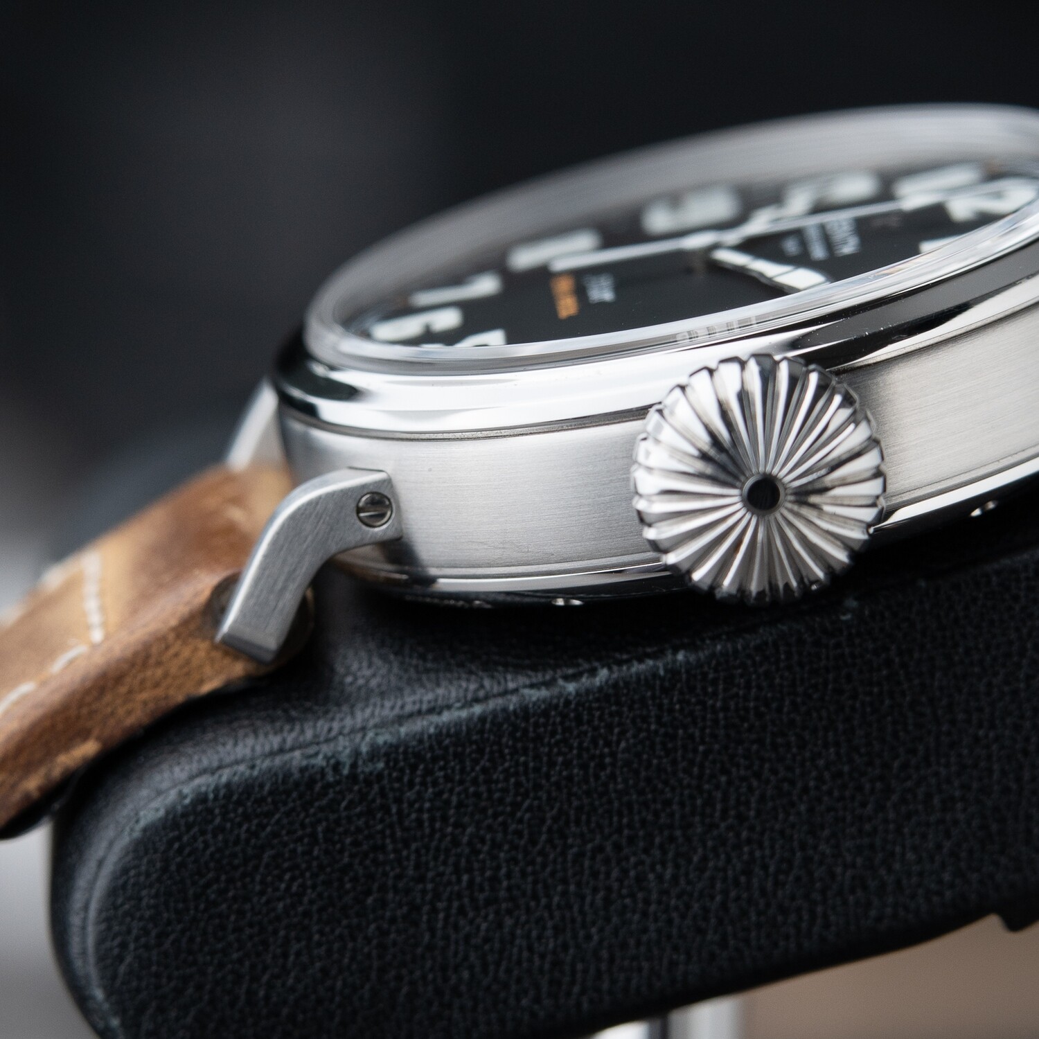 スルド20\"ブラジル製ビンテージ？ Zenith Pilot Type 20 Extra Special Bronze Black Arabic Dial