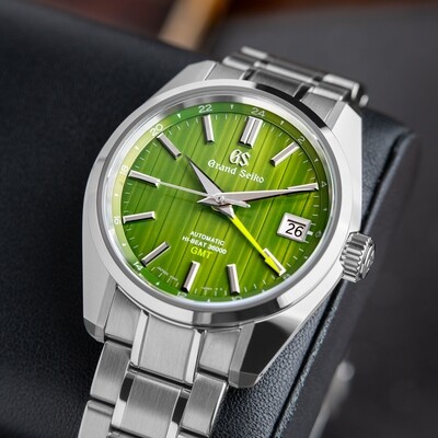 Grand Seiko Heritage Collection UNWORN 7/2023 Automatic Hi-Beat GMT Bamboo Green 40mm