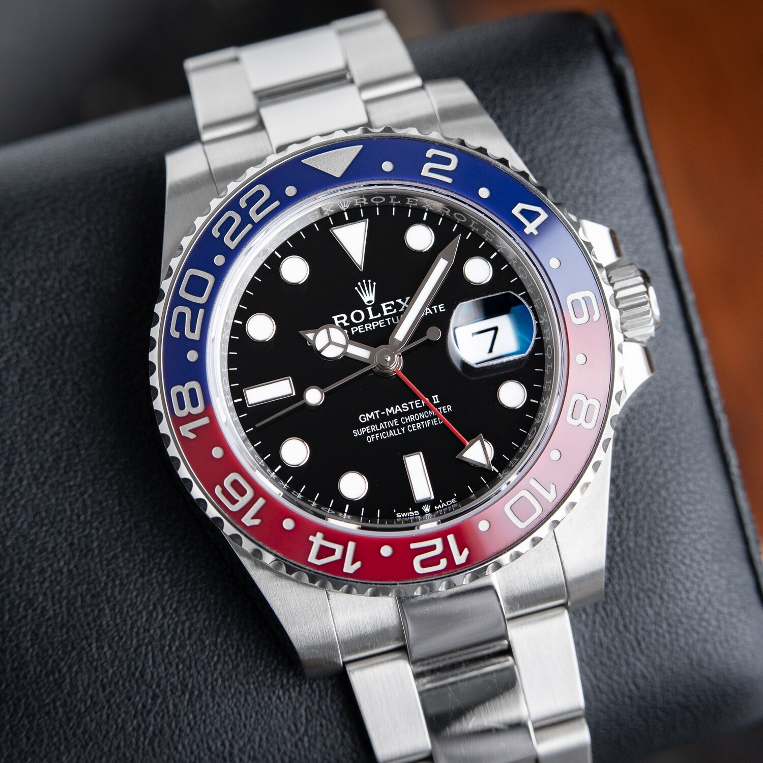 Rolex GMT-Master II Oyster Date 4/2023 Pepsi Stainless Steel Black Dial 40mm
