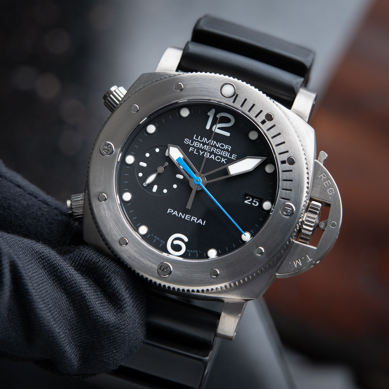 Panerai Luminor Submersible 1950 3 Days Automatic Flyback Chronograph Black Dial 47mm PAM614