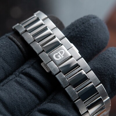 Girard Perregaux Laureato RARE Turquoise Middle Eastern Arabic