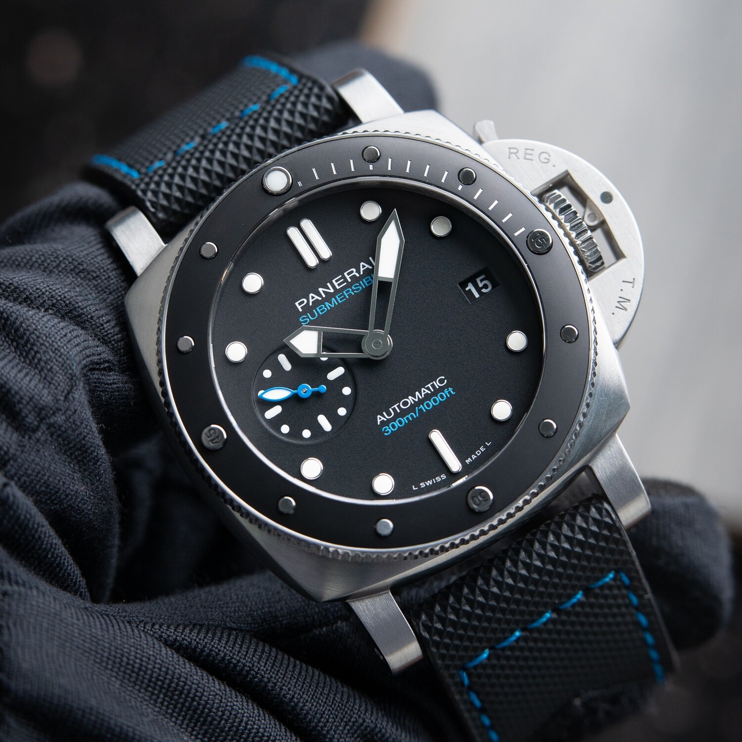 Panerai Luminor Submersible Black Dial Ceramic Bezel Steel Diver