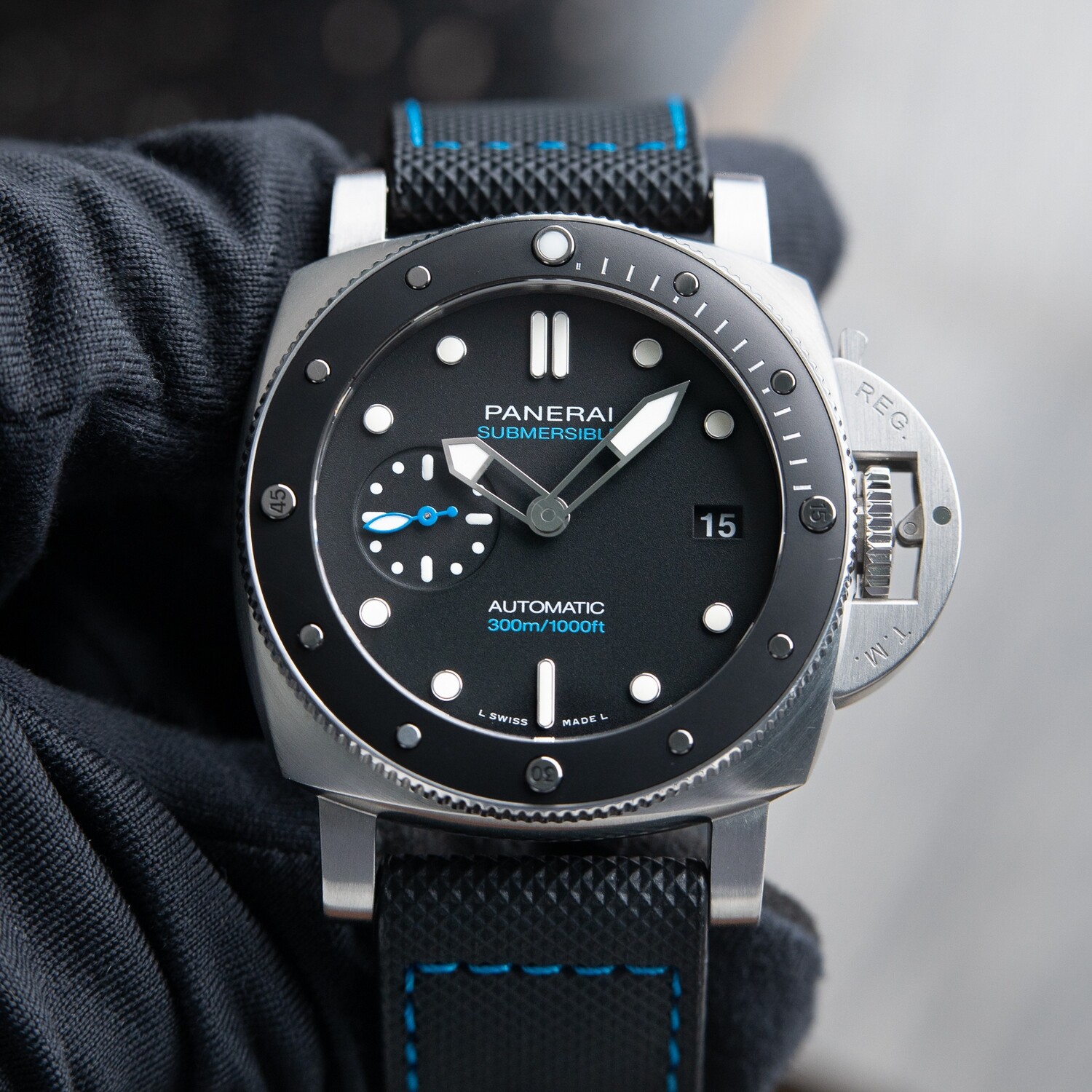 Panerai Luminor Submersible Black Dial Ceramic Bezel Steel Diver
