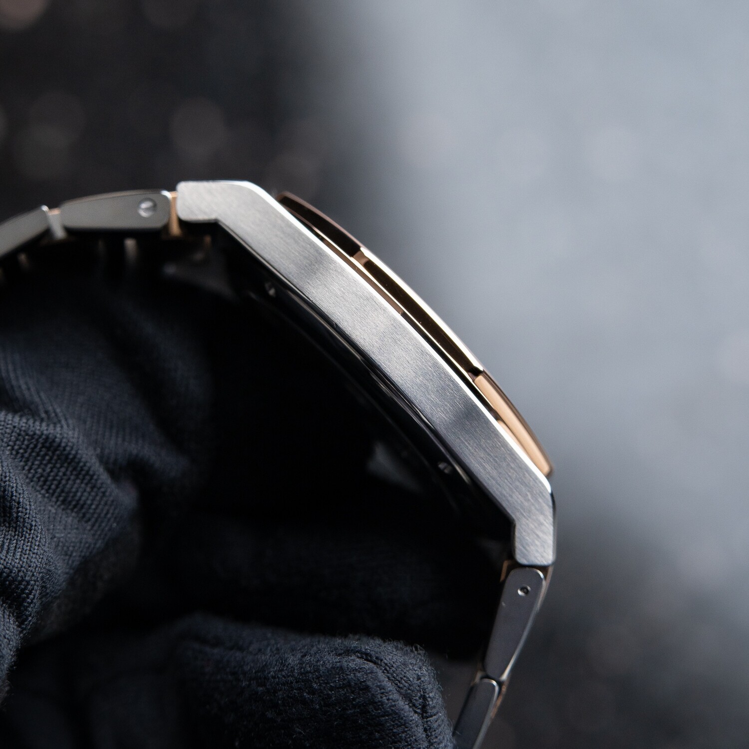 Girard Perregaux Laureato Two Tone Titanium Rose Gold Gray