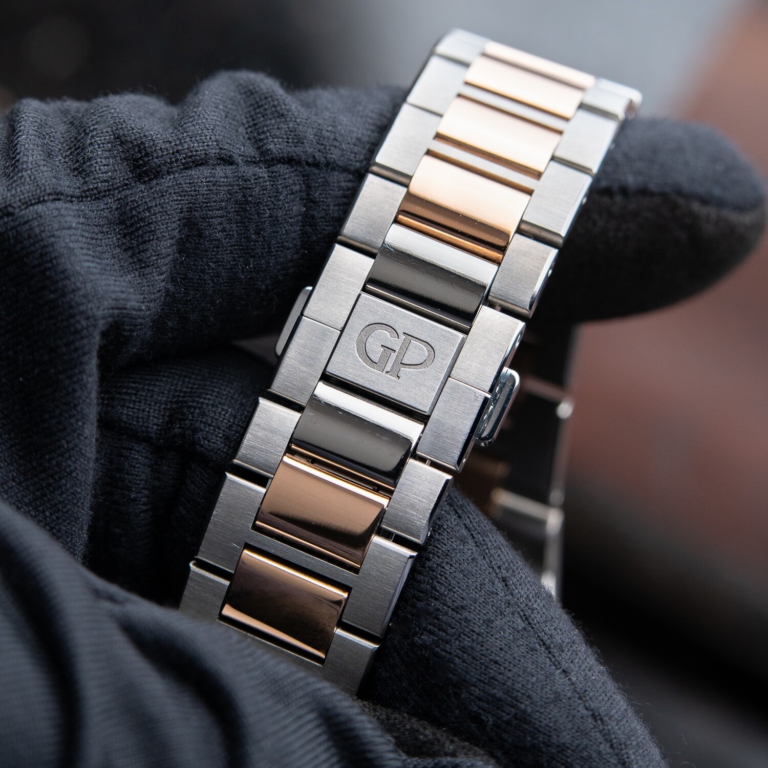 Girard Perregaux Laureato Two Tone Titanium Rose Gold Gray