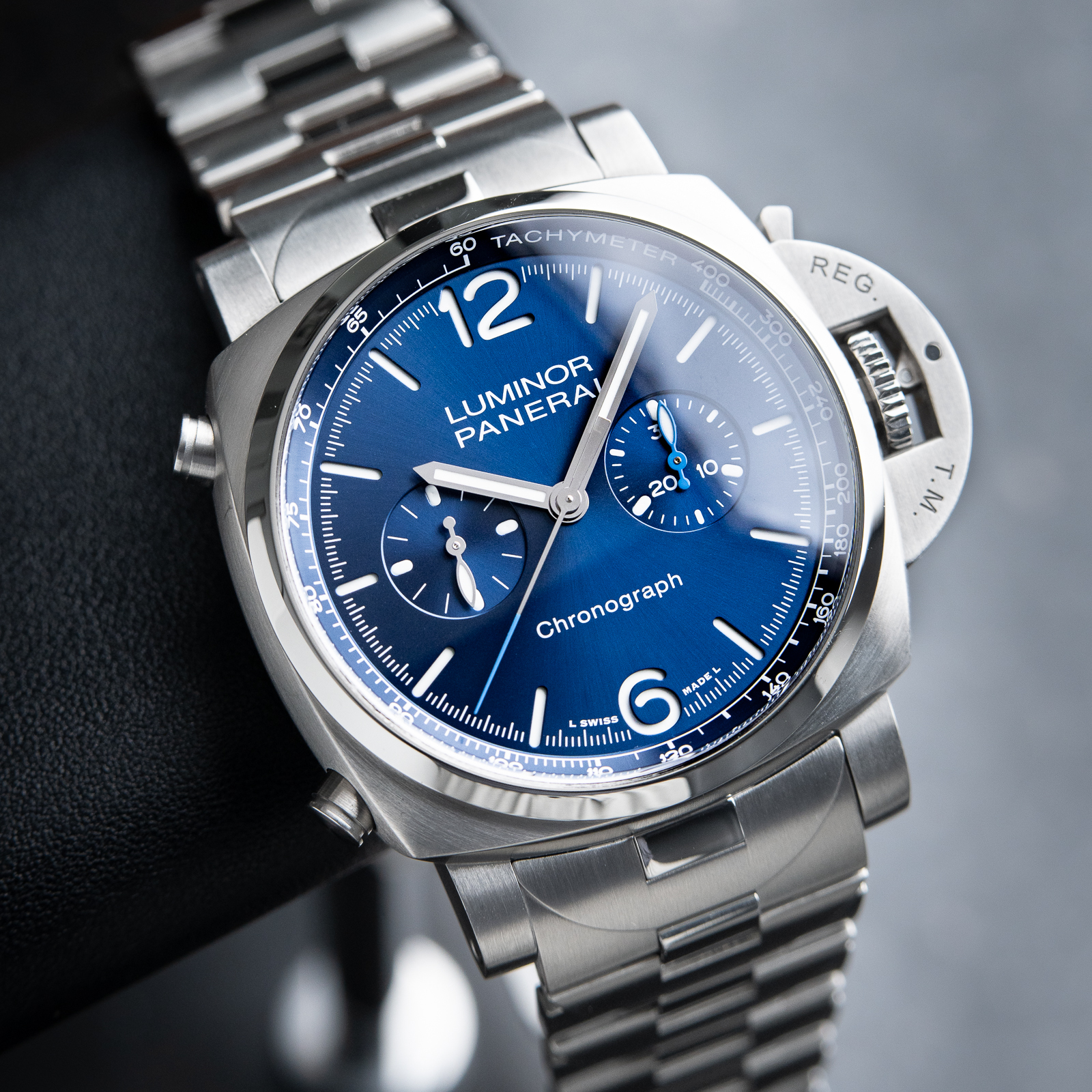 Panerai Luminor Chrono Steel Blue Chronograph Bracelet Automatic PAM1110