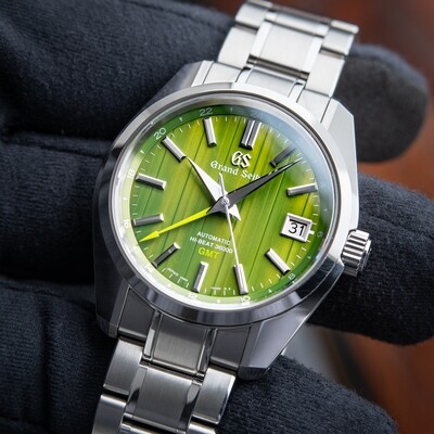 Grand Seiko Heritage Collection Automatic Hi-Beat GMT Bamboo Green 5/2023 40 SBGJ259