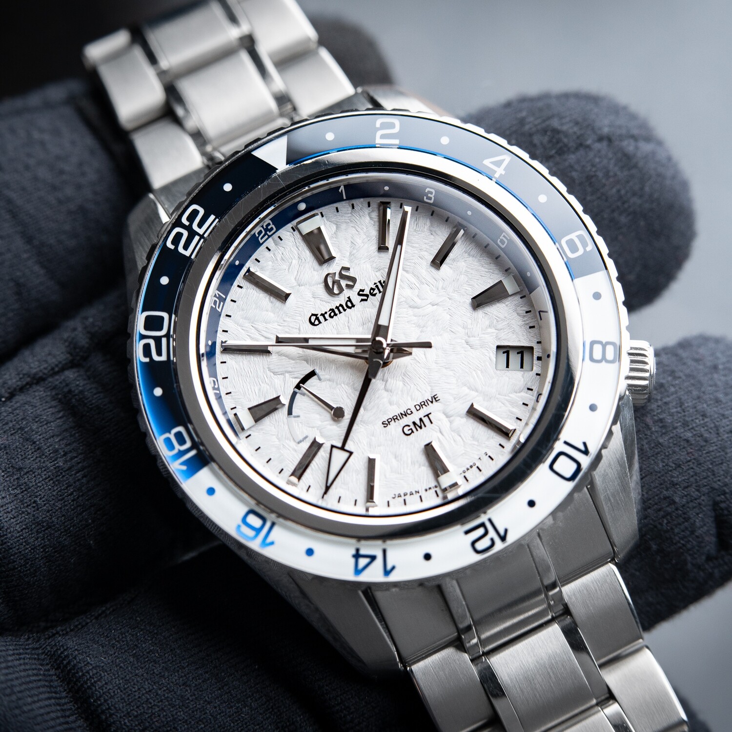 Grand Seiko Spring Drive Sport GMT Limited Edition "Iceman" 44mm SBGE275