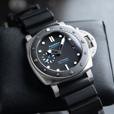 Panerai Luminor Submersible Black Dial Ceramic Bezel Steel Diver
