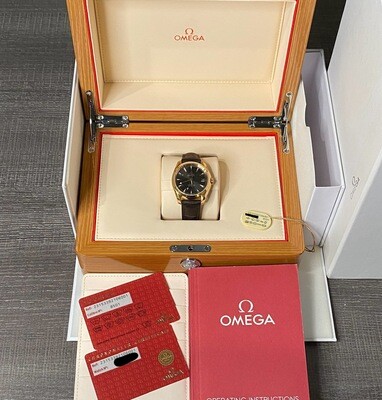 OMEGA Seamaster 木製ケース　外箱スレキズ有 Omega Seamaster Aqua Terra 150M Co-Axial Red Gold Brown Leather