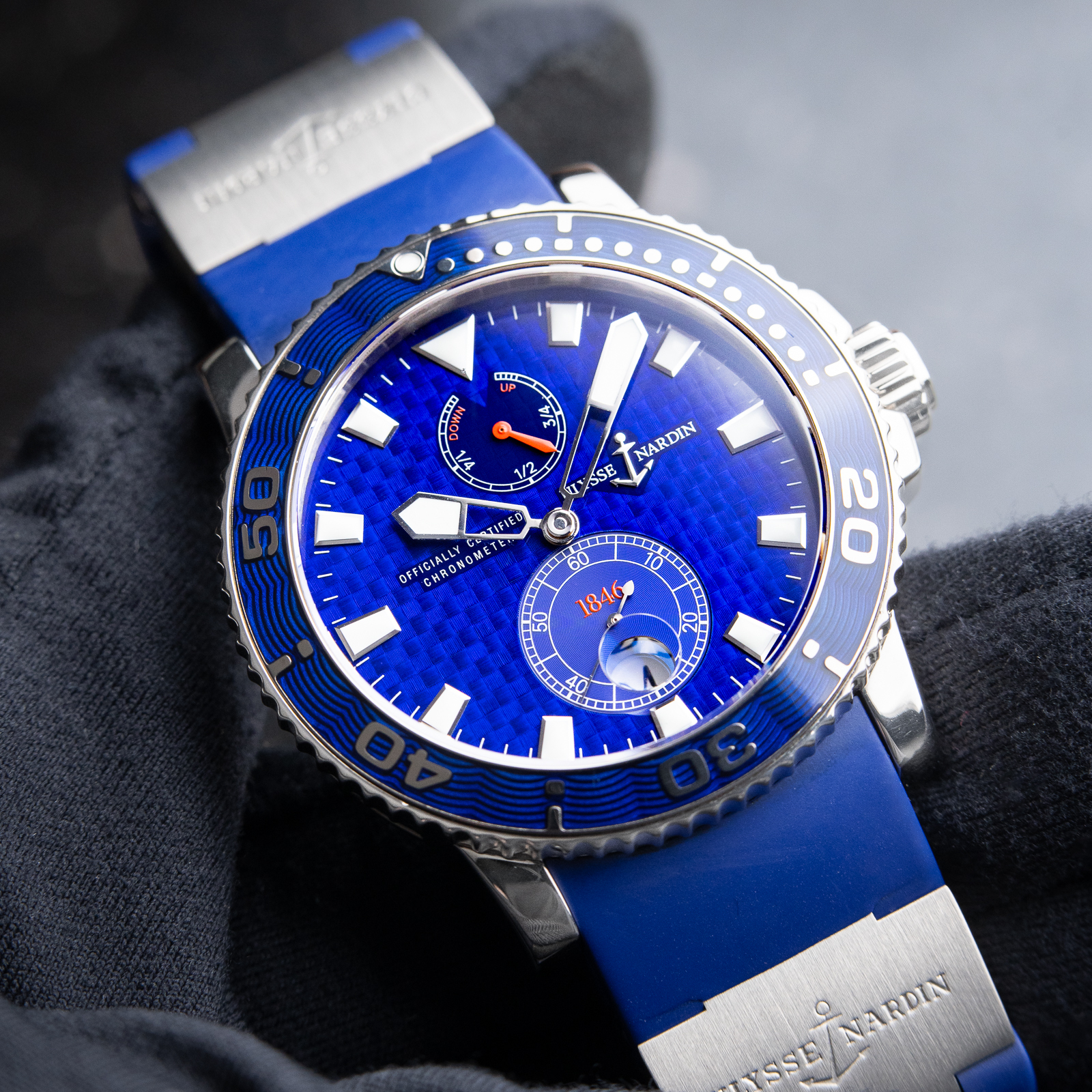 Ulysse Nardin Maxi Marine Diver White Gold Blue Enamel Limited Edition 43