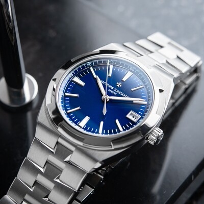 Vacheron Constantin Overseas 4500V Blue Dial Bracelet Automatic Watch