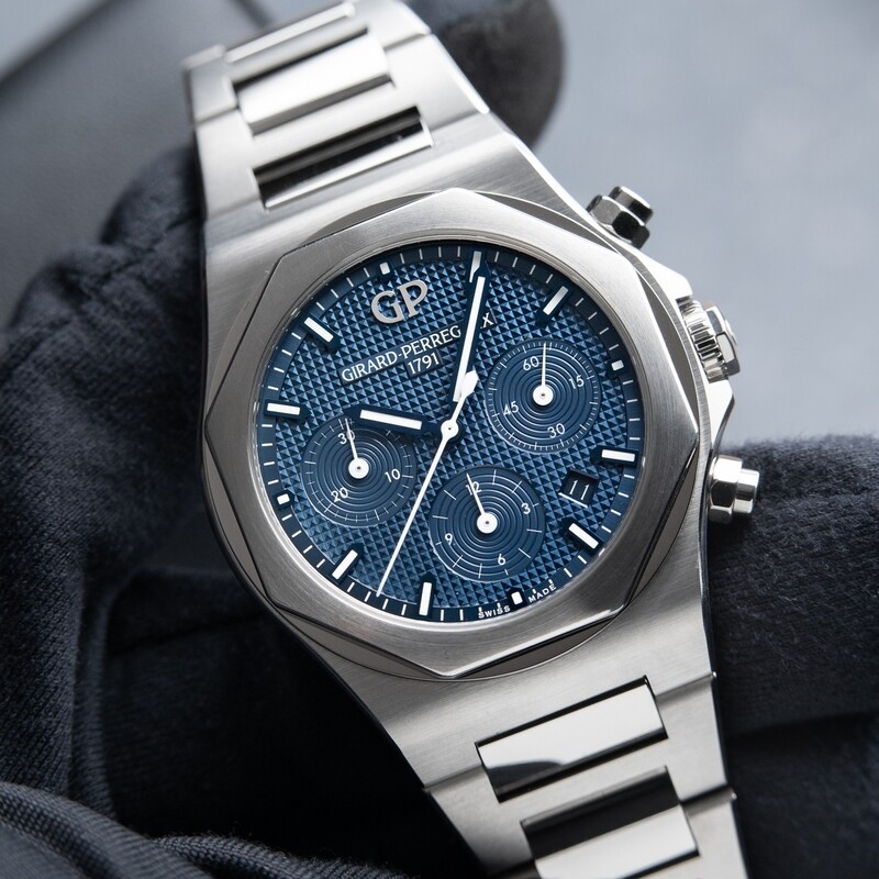 Girard Perregaux Laureato Chronograph Blue Automatic 81020 Steel 42