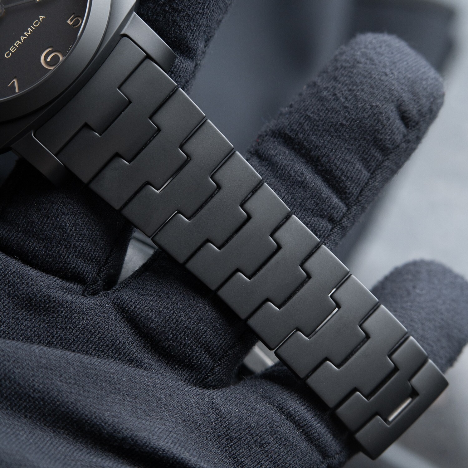 Panerai Luminor 1950 Days GMT Tuttonero Ceramic Bracelet Black